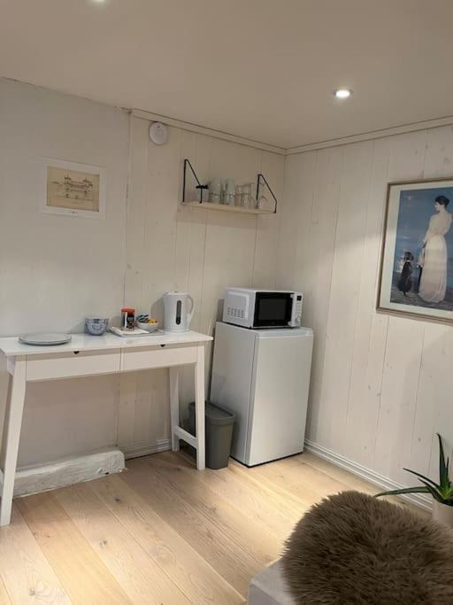 Hybel Med Bad Apartman Egersund Kültér fotó